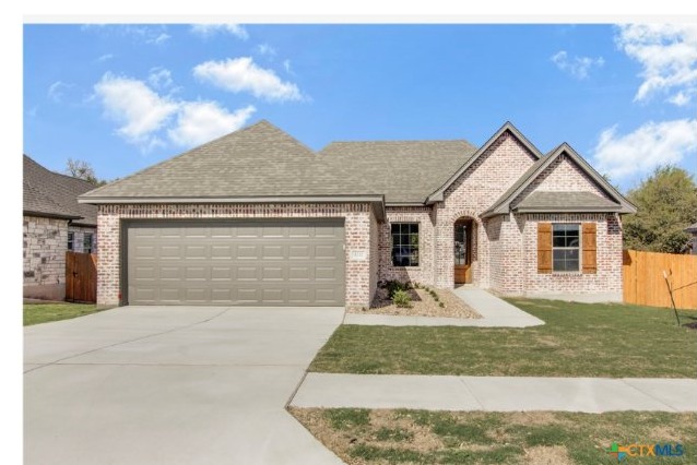 1212 Madyson Lane photo 2