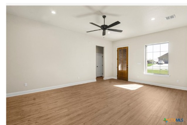 1212 Madyson Lane photo 5