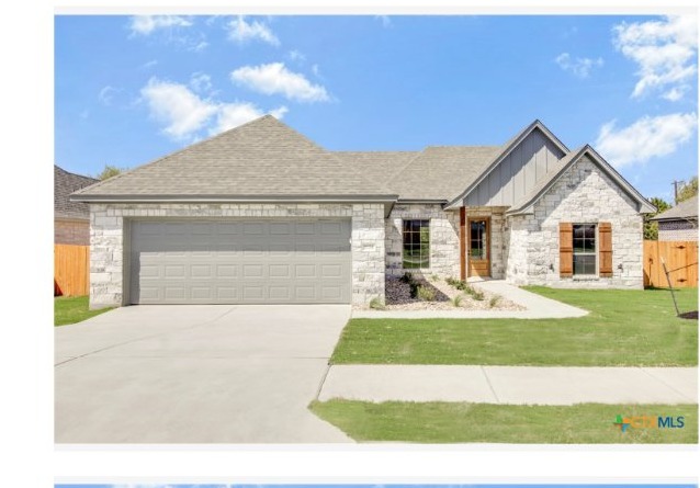1224 Madyson Lane photo 2