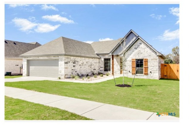 1224 Madyson Lane photo 3