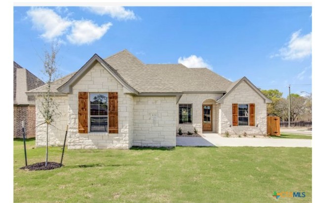 1236 Madyson Lane photo 2